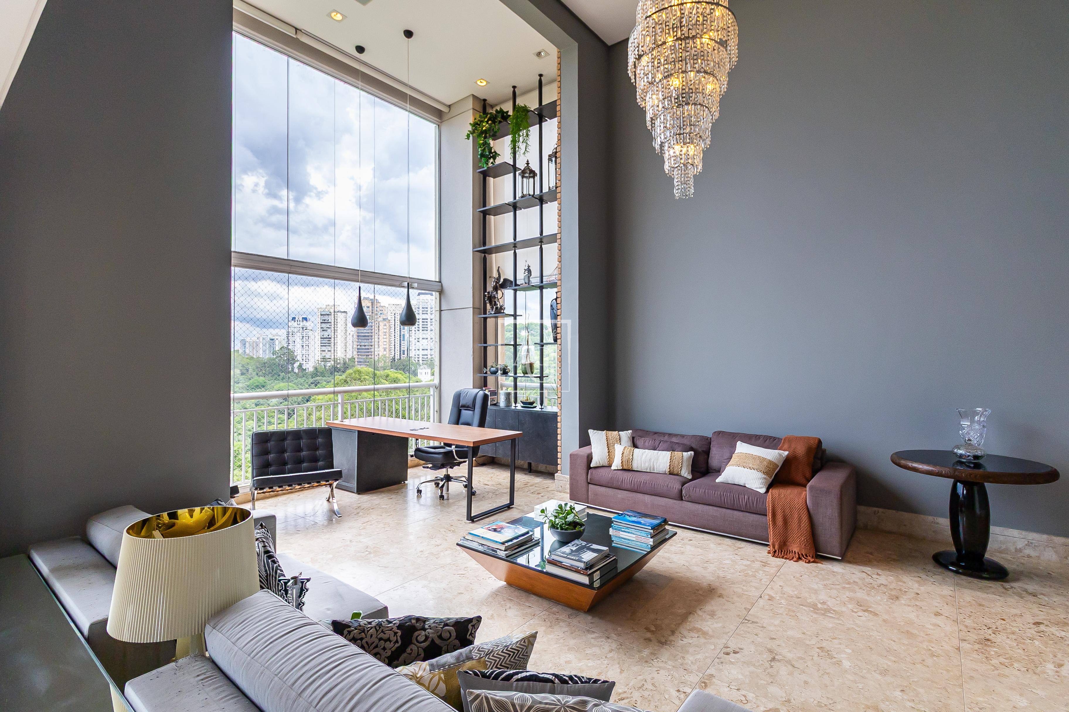 Apartamento com 260m² e 3 dormitórios no bairro Panamby em São Paulo para Comprar