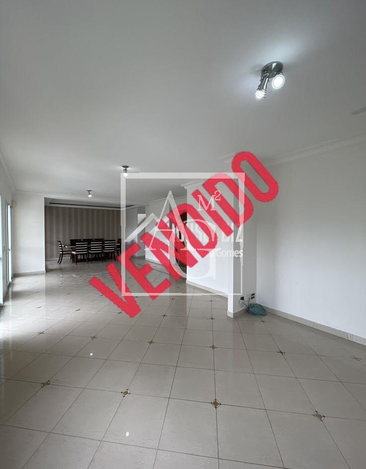 Apartamento com 176m² e 3 dormitórios no bairro Panamby em São Paulo para Comprar