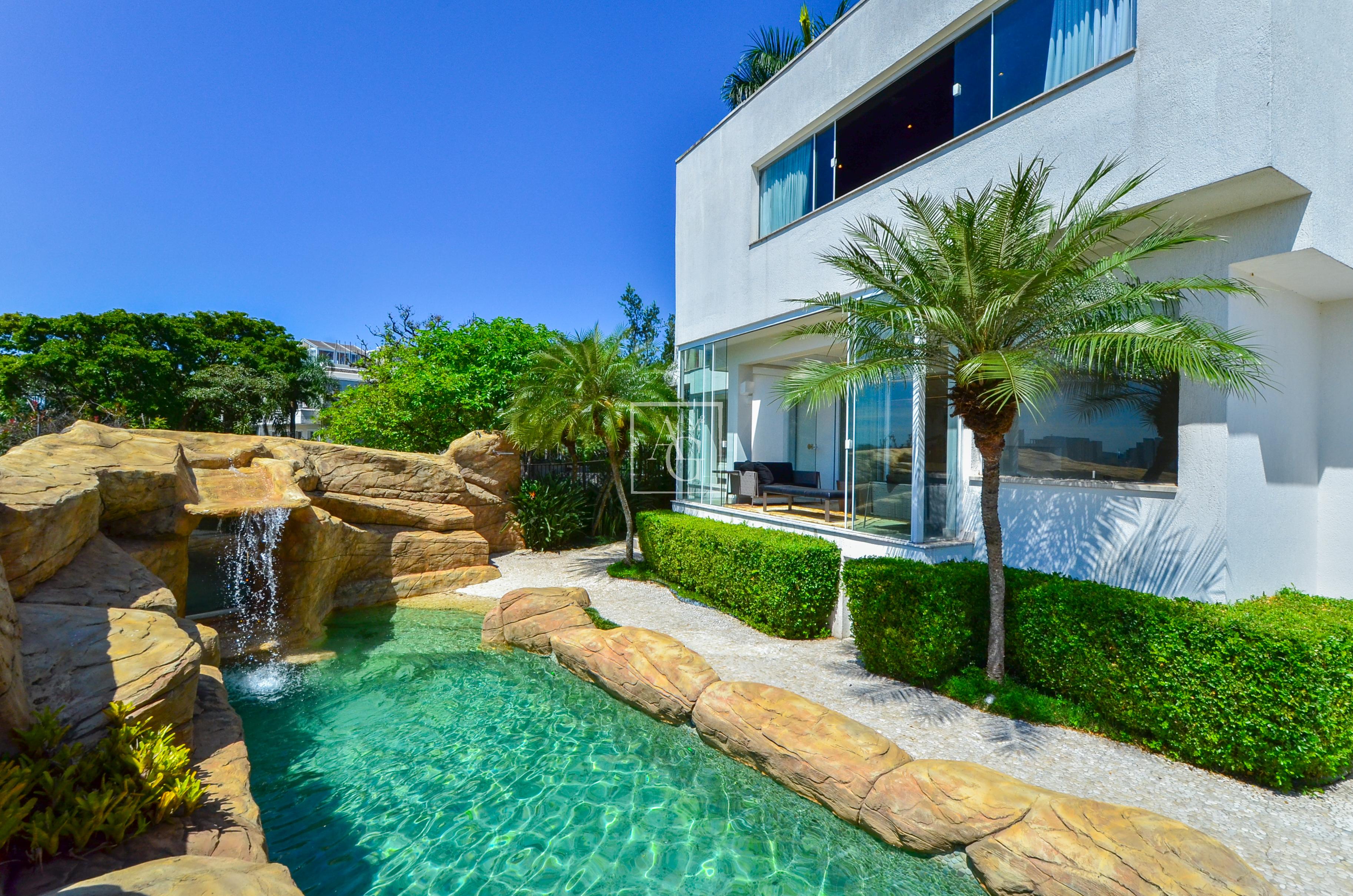 Casa em condominio com 920m² e 5 dormitórios no bairro Cidade Jardim em São Paulo para Comprar