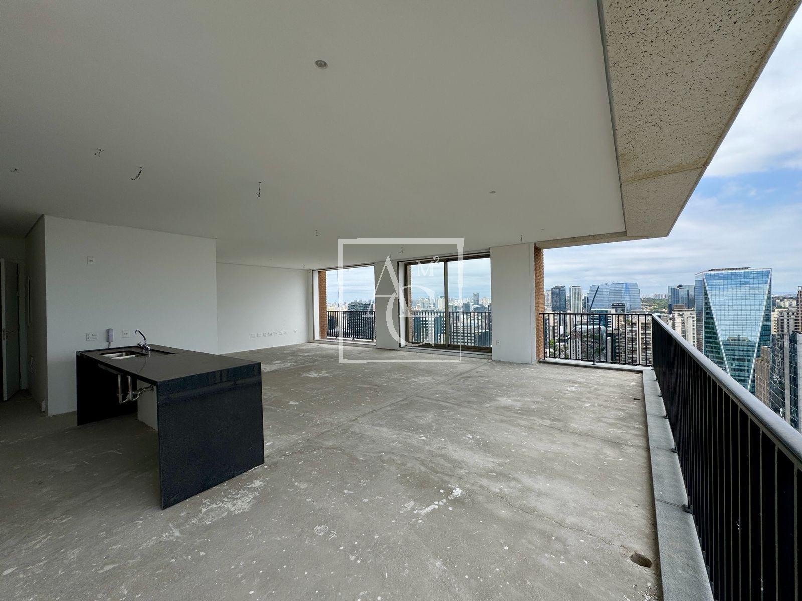 Apartamento com 205m² e 3 dormitórios no bairro Itaim Bibi em São Paulo para Comprar