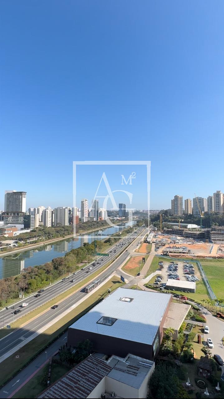 Apartamento com 265m² e 3 dormitórios no bairro Parque Global em São Paulo para Comprar
