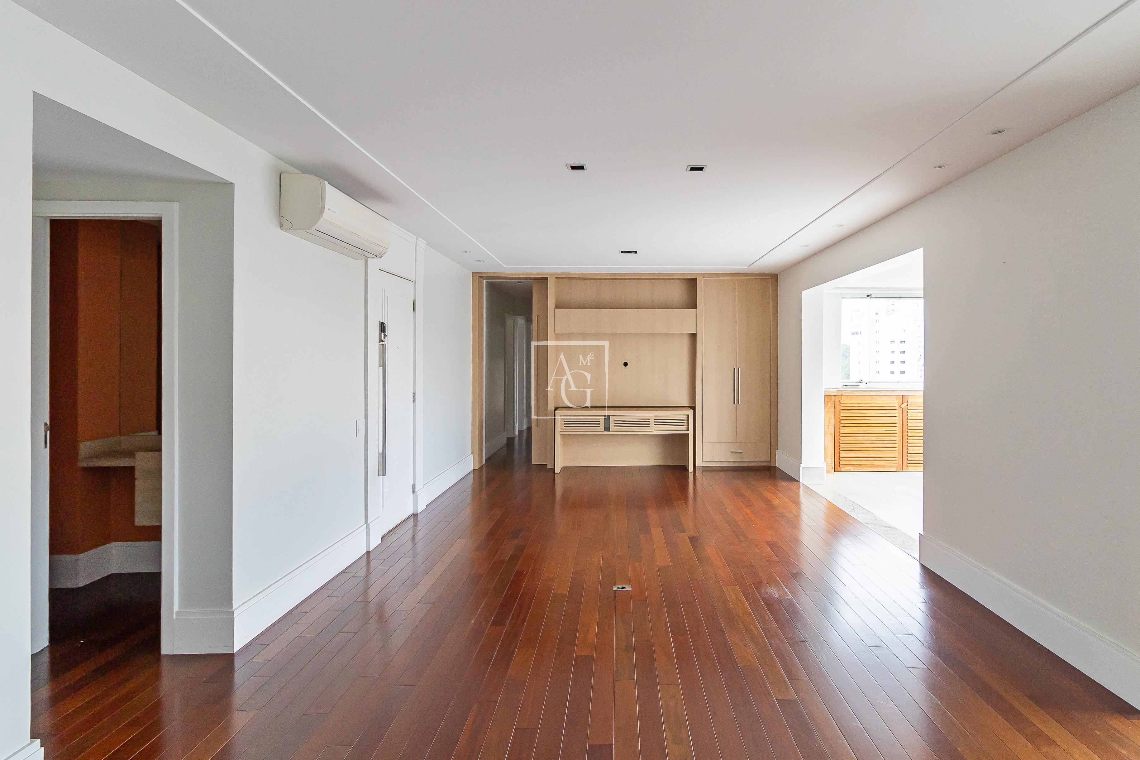 Apartamento com 171m² e 3 dormitórios no bairro Panamby em São Paulo para Comprar