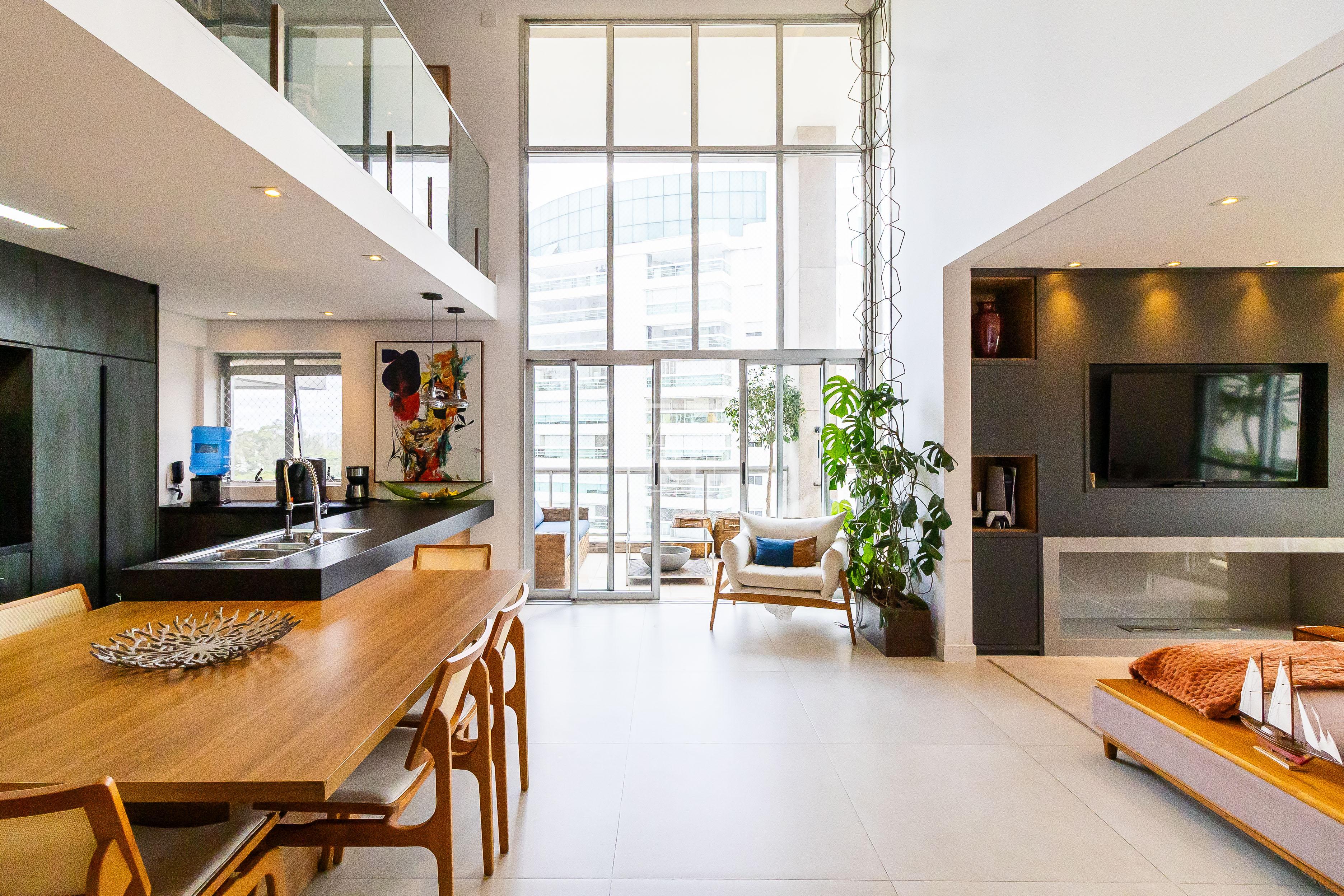 Apartamento com 160m² e 2 dormitórios no bairro Panamby em São Paulo para Comprar