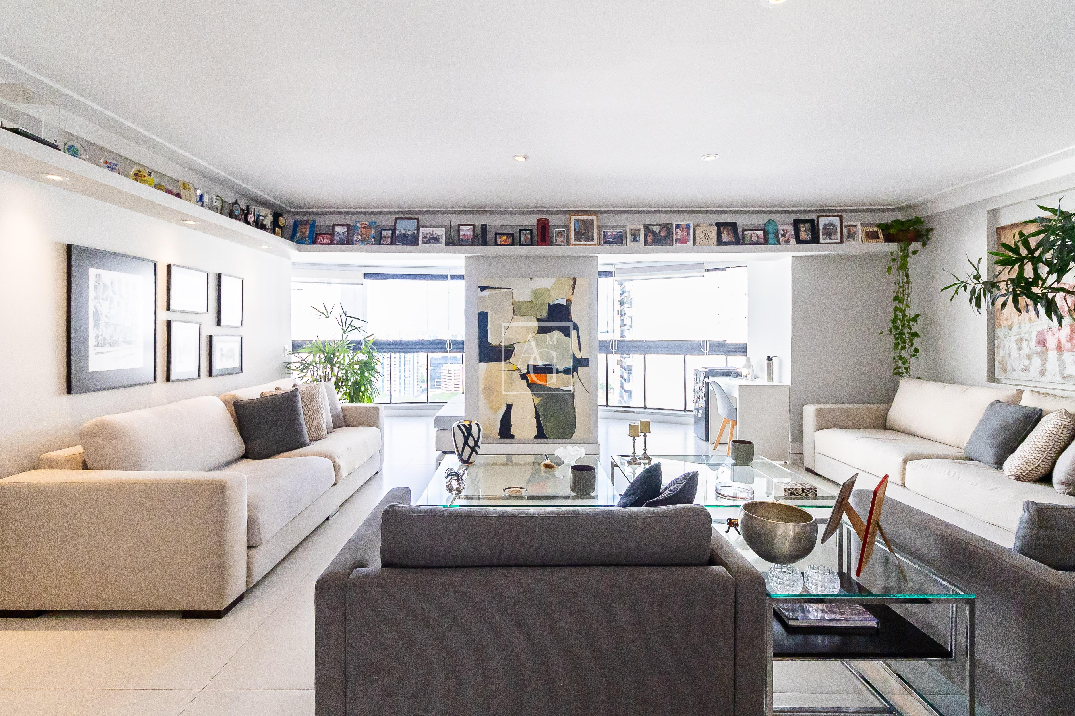 Apartamento com 160m² e 3 dormitórios no bairro Panamby em São Paulo para Comprar