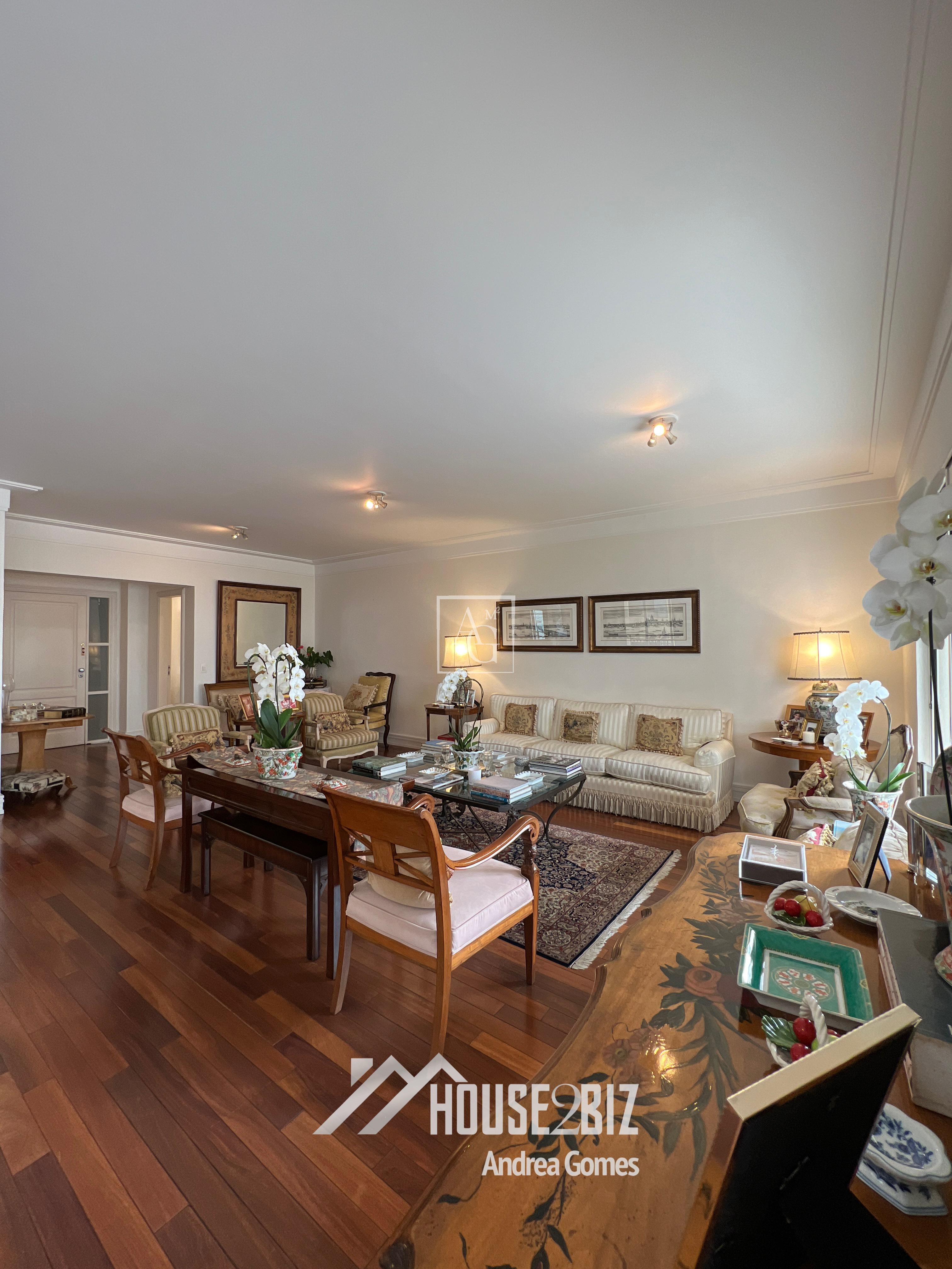 Apartamento com 261m² e 4 dormitórios no bairro Itaim Bibi em São Paulo para Comprar